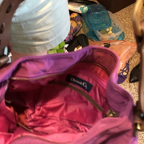 3 Purses. - Picture 3 of 6